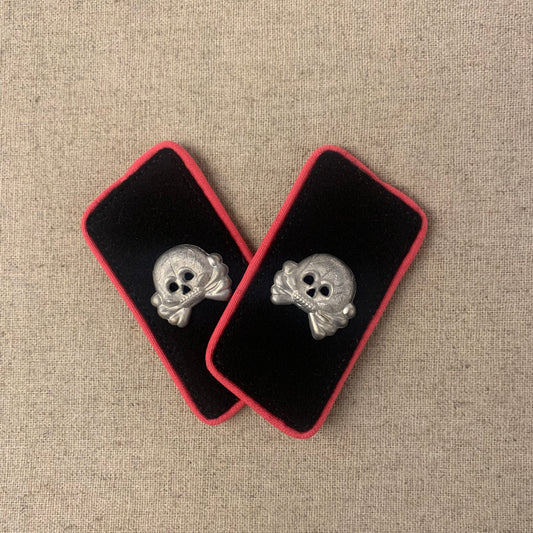 Panzer collar tabs