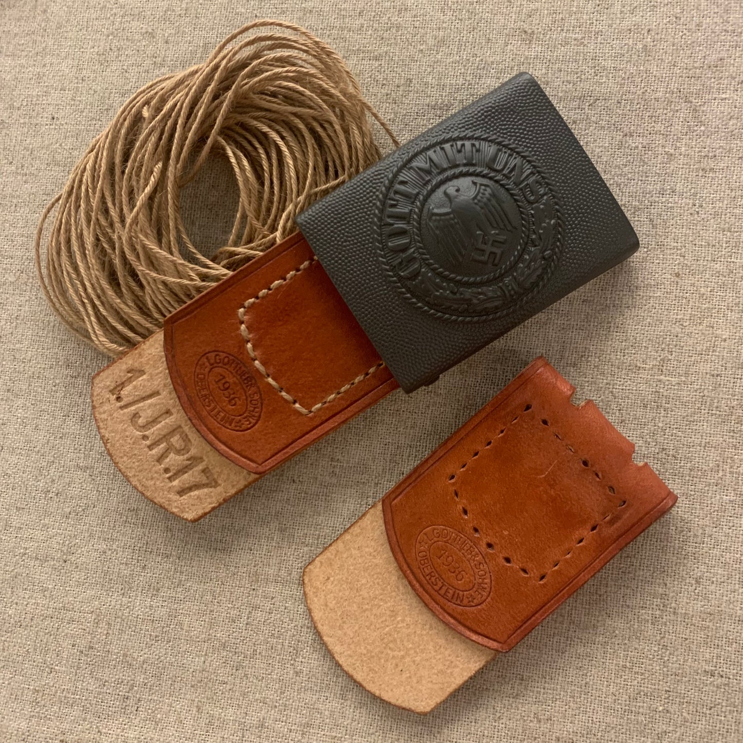 Leather tongue for EM/NCO buckle