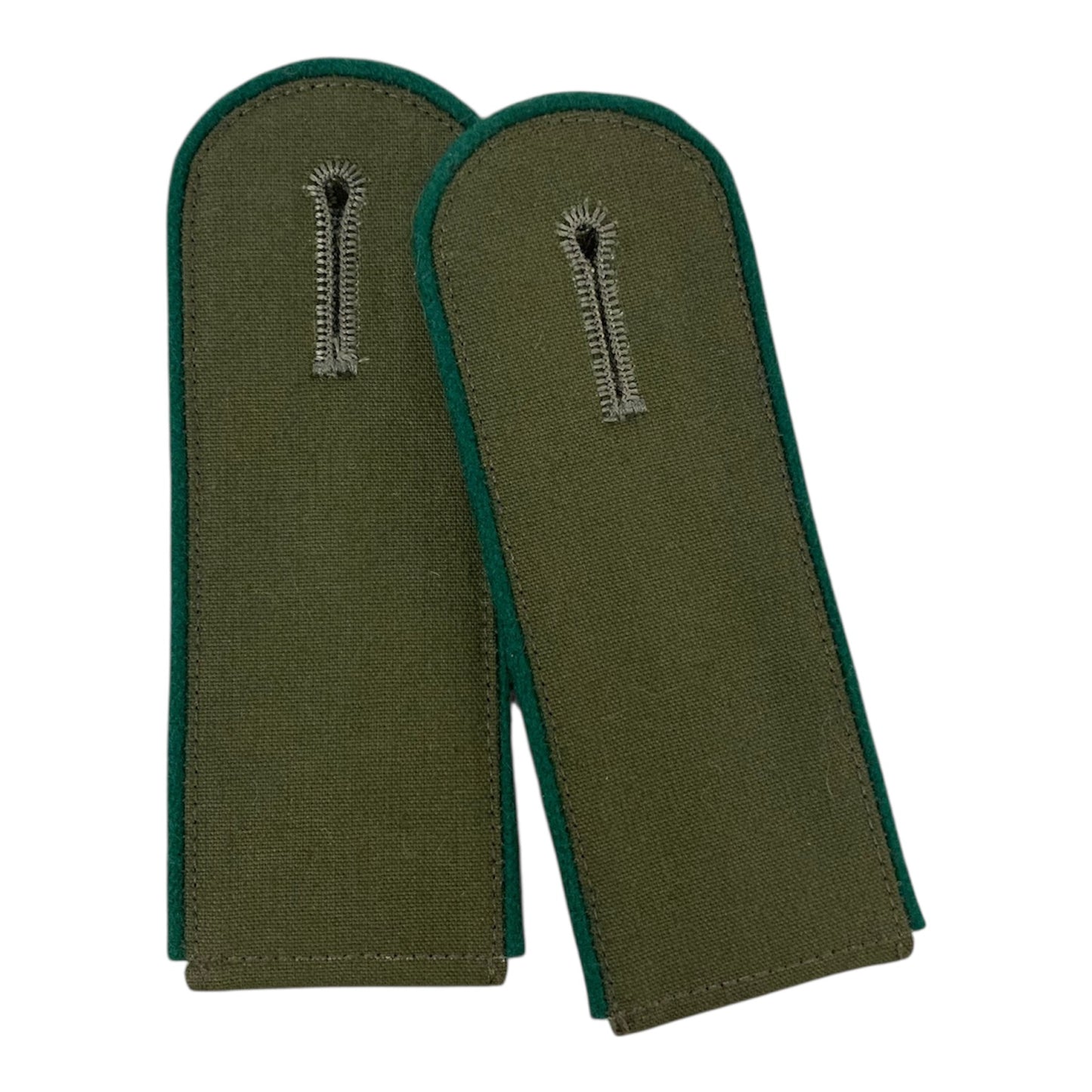 Pre/early war Gebirgsjäger windjacket Shoulderboards