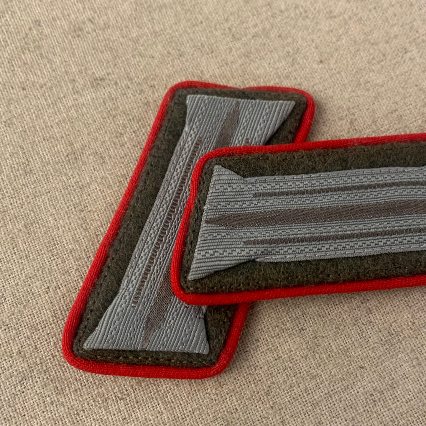 Sturmgeschütz collar tabs